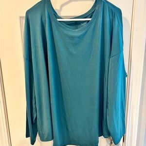 Athleta Move With Ease Long Sleeve Tee Size 1X